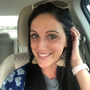 Meet your Posher, Andie